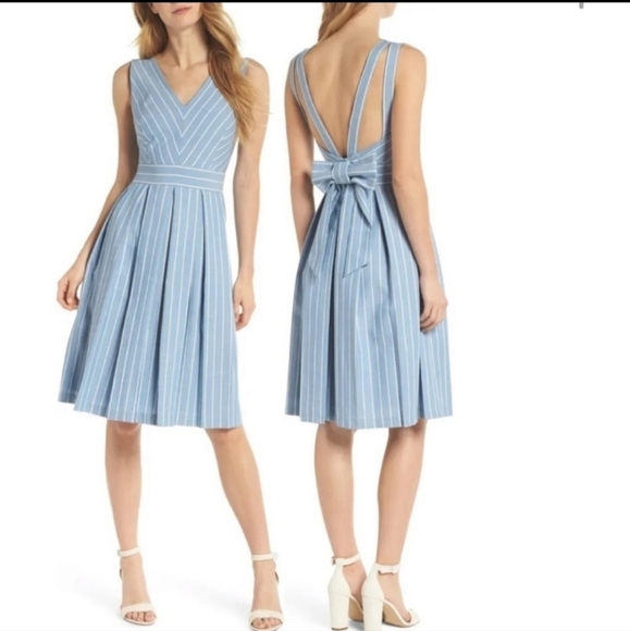 𝅺Gal Meets Glam Samantha Fit and Flare Dress - Picture 1 of 17